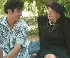 Granny geike weiber  ...