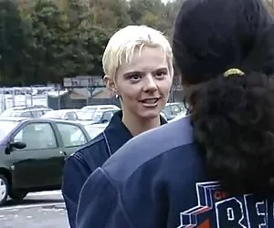 Nackte geile hausfra ...