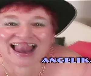 Nackte frauen 50 bus ...