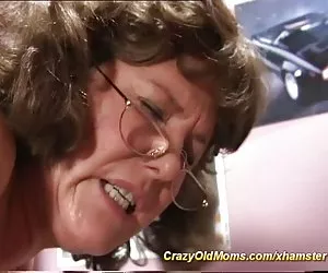 Reife porno online k ...