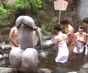 Schöne nackte mädche ...