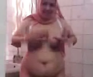 Ältere bilder hausfr ...