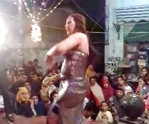 Arabische geile weib ...