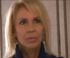 verzweifelte handypo ...