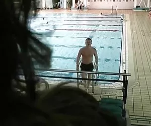 Brünette reife damen ...