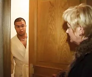 Je ältere frauen sex ...